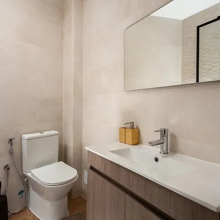 Zoo House Iii Lisbon